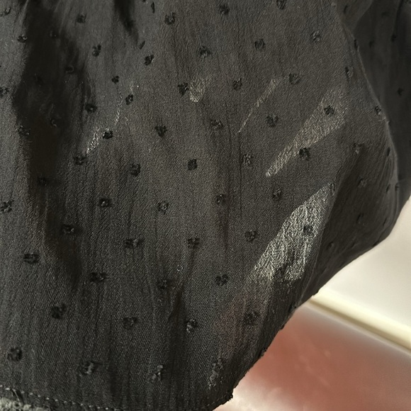 Zac & Rachel Black V neck sleeveless blouse size M black on black polka dots NWT - Picture 8 of 9